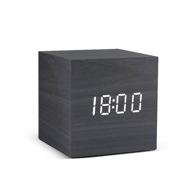LED-Digitalwecker aus Holz
