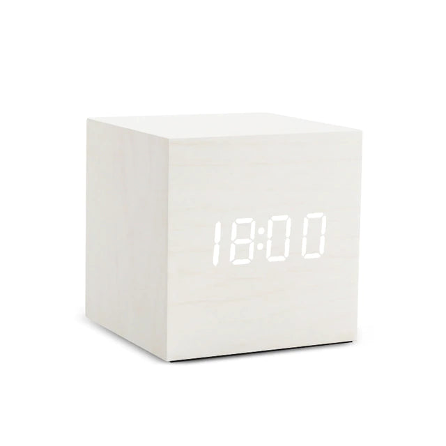 LED-Digitalwecker aus Holz